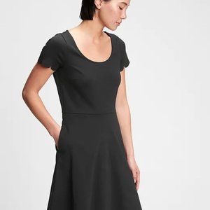 Gap  Fit & Flare Ponte Dress